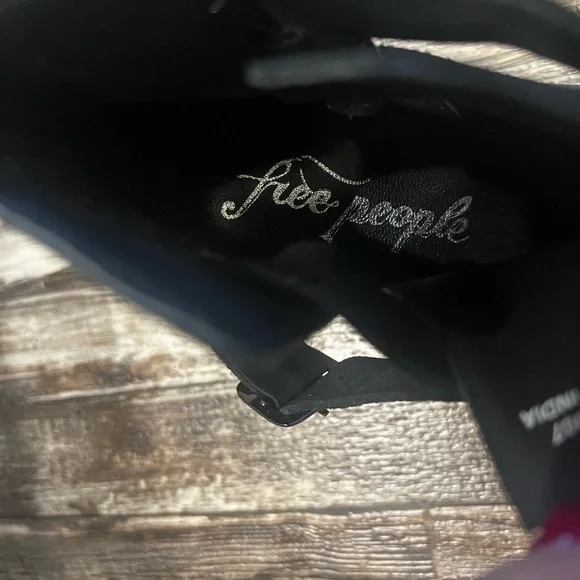 Free People Black Leather Clog Platform Booties with Buckles Size 8 - Picture 3 of 6